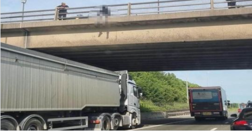 Camionista salva homem de se atirar da ponte