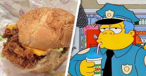 Empregados de restaurante presos por não terem oferecido hambúrgueres aos polícias