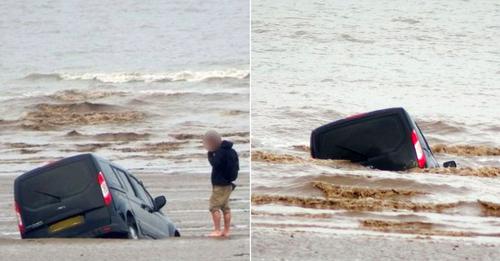 Homem vê carrinha a afundar-se no mar depois de ter conduzido até à praia